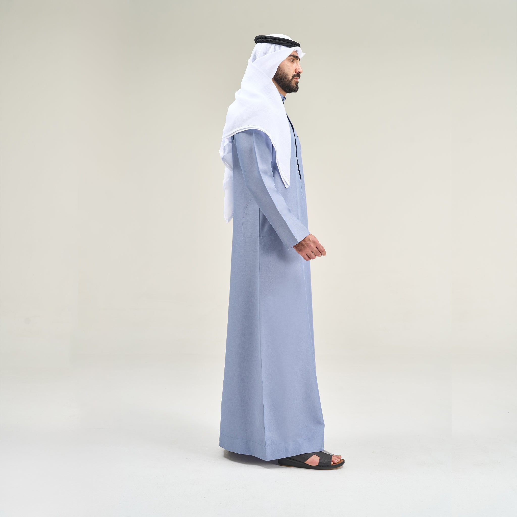 Kuwaiti Black Edition Grey | Sleek Luxury & Style