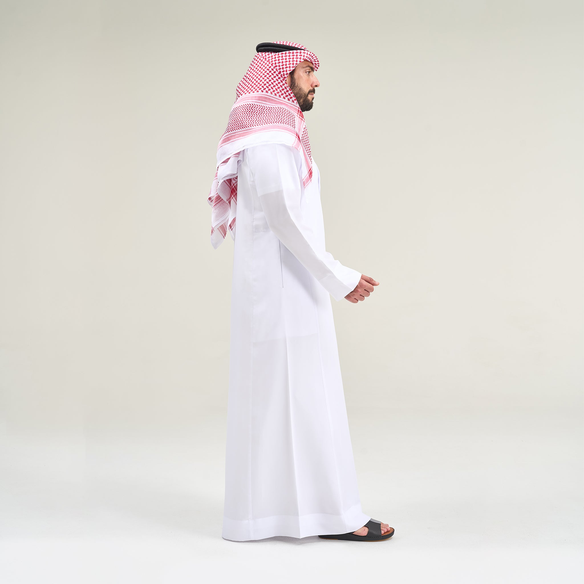المجموعة الذهبية كندورة سعودي - أبيض