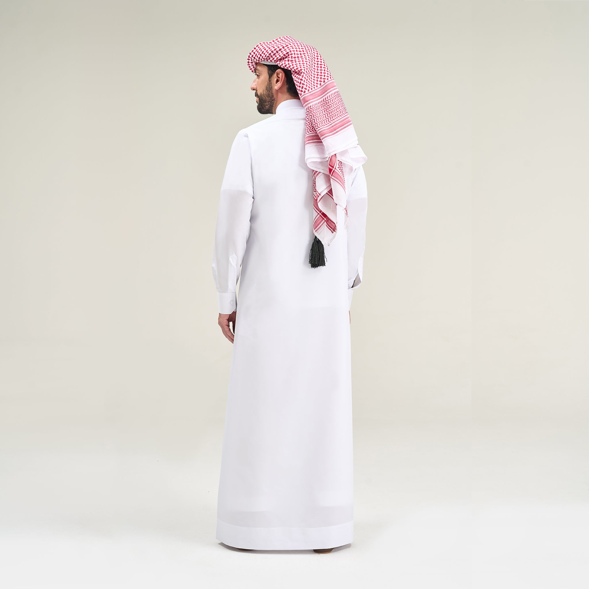 المجموعة الذهبية كندورة قطري - أبيض