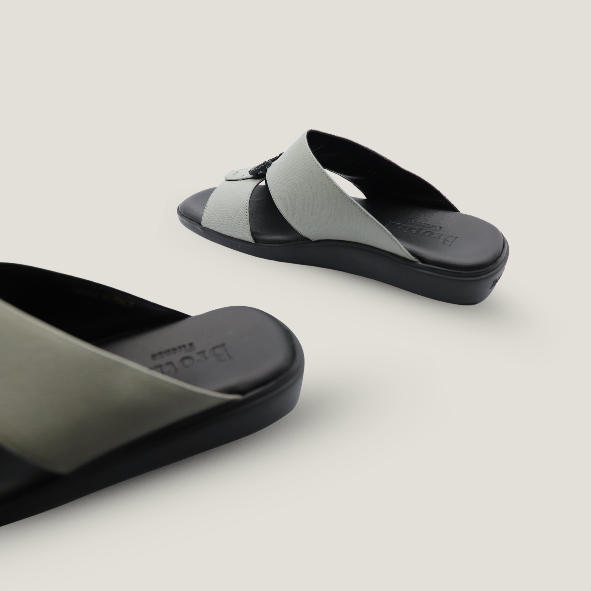 Saffiano Calf Slice