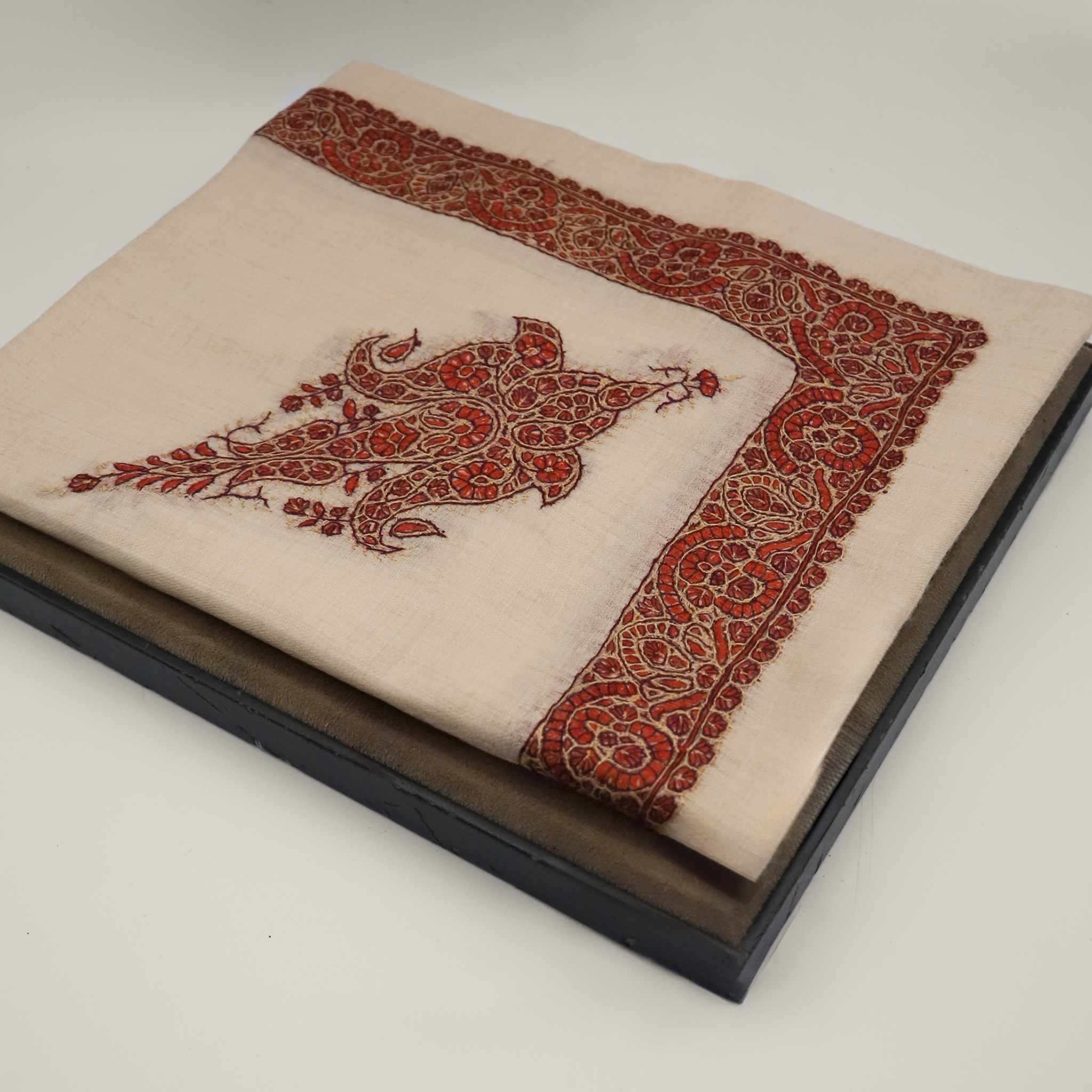 شال كشمير تورما