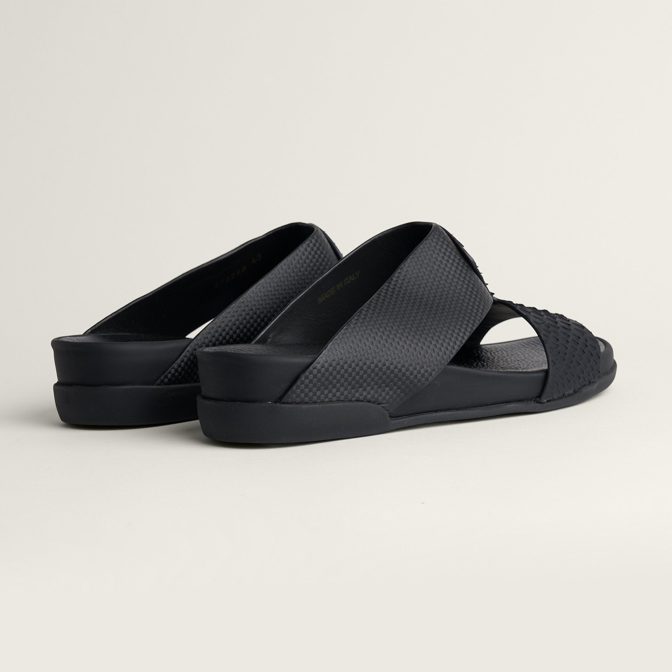 Python Car Carbon Nero Sandal | Italian Handmade Elegance