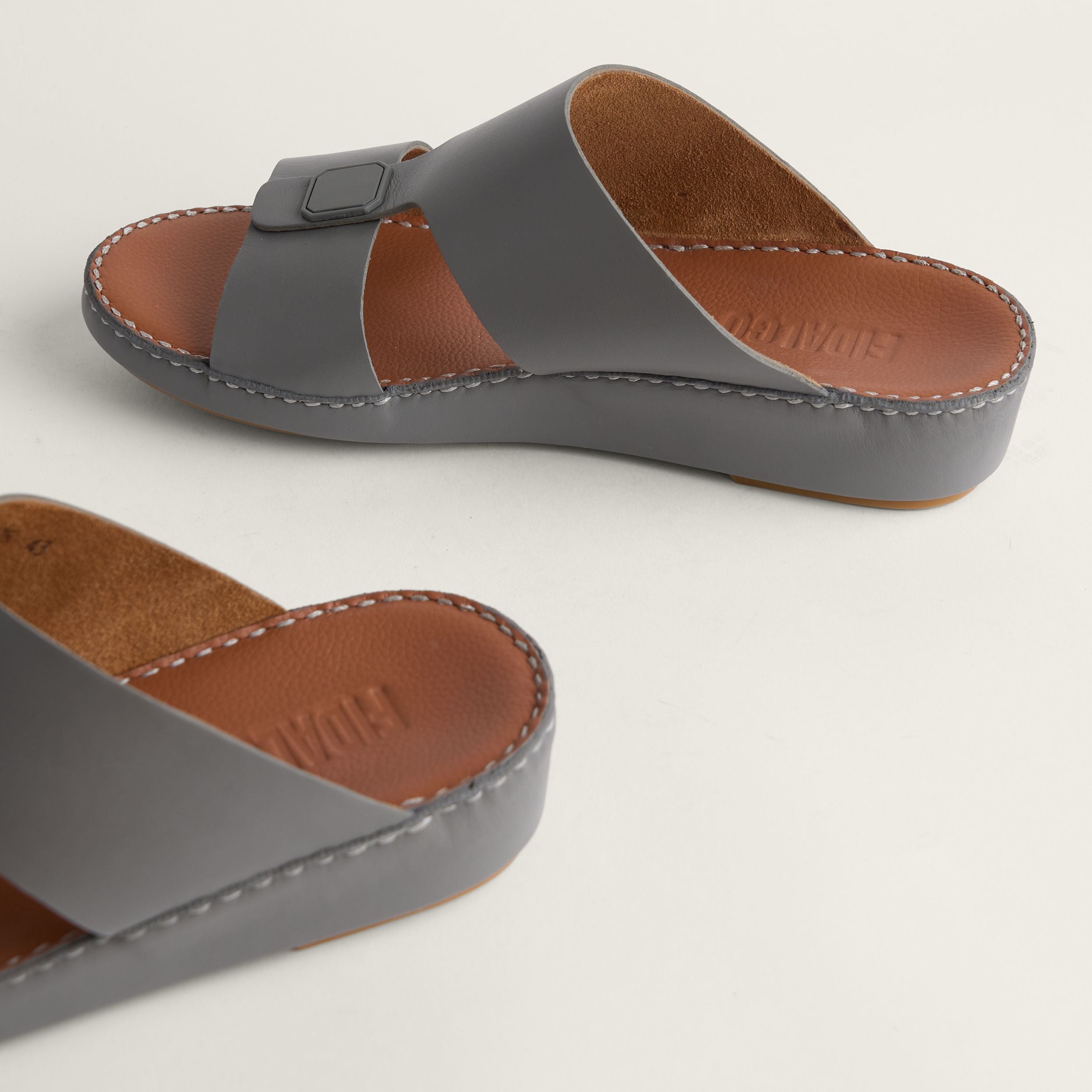 Sandal Calf Cinza Carlo