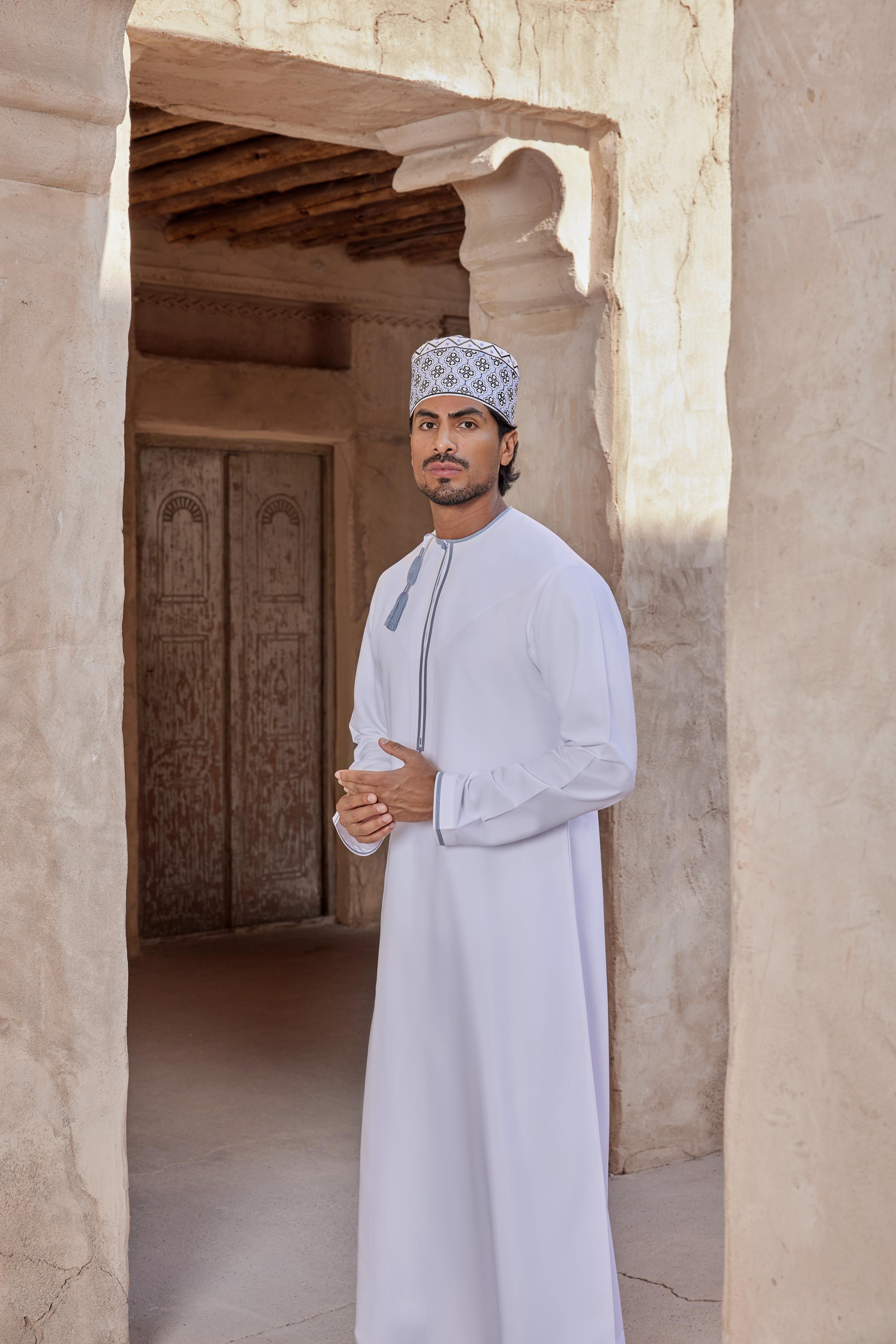Custom Omani Kandora