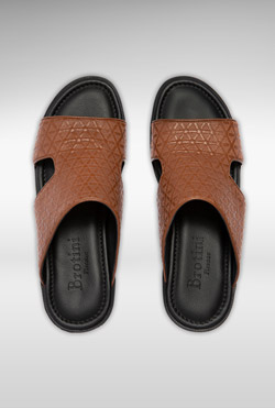 Sandal Classic Mag Brown